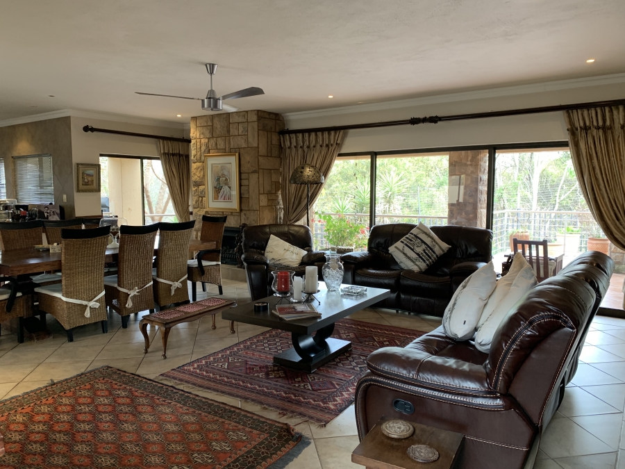 5 Bedroom Property for Sale in Birdwood Estate North West